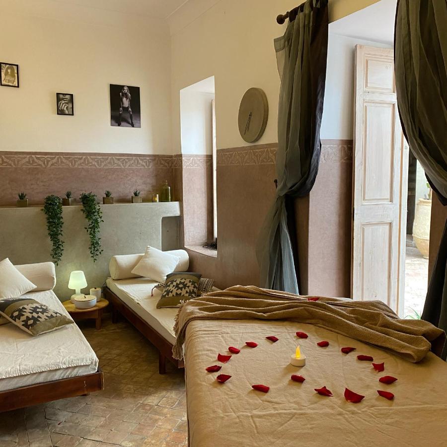 Magnifique Riad dans la médina Marrakesh Exterior foto